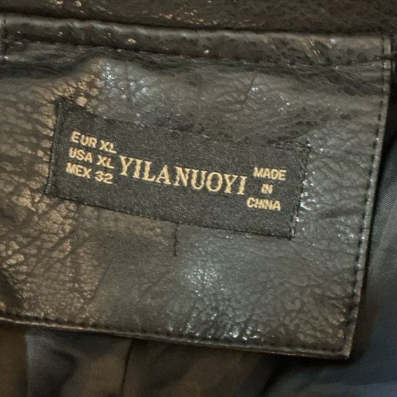 Boutique Black Vegan Leather Moto Jacket with Studded & Zipper Details Small - Picture 6 of 12